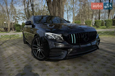 Седан Mercedes-Benz E-Class 2016 в 