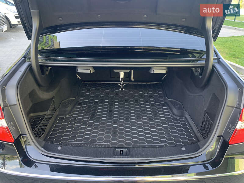 Седан Mercedes-Benz E-Class 2010 в Ивано-Франковске фото 27 Седан Mercedes-Benz E-Class 2010 в Ивано-Франковске