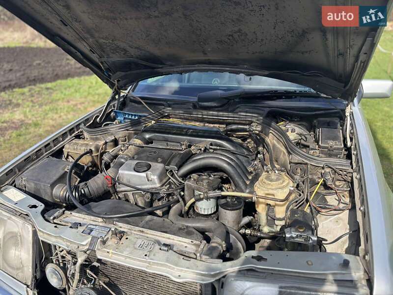 Седан Mercedes-Benz E-Class 1995 в Рогатині