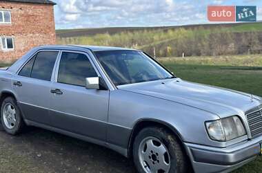 Седан Mercedes-Benz E-Class 1995 в 