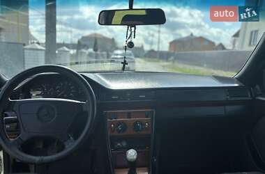 Седан Mercedes-Benz E-Class 1995 в 