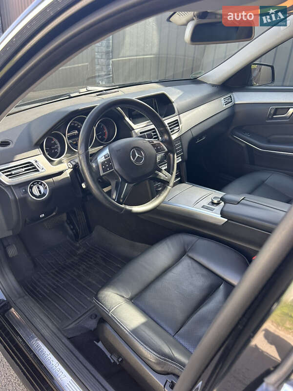 Універсал Mercedes-Benz E-Class 2015 в Києві