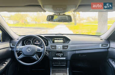 Седан Mercedes-Benz E-Class 2014 в 