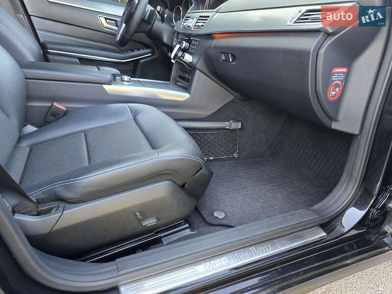 Универсал Mercedes-Benz E-Class 2013 в Одессе