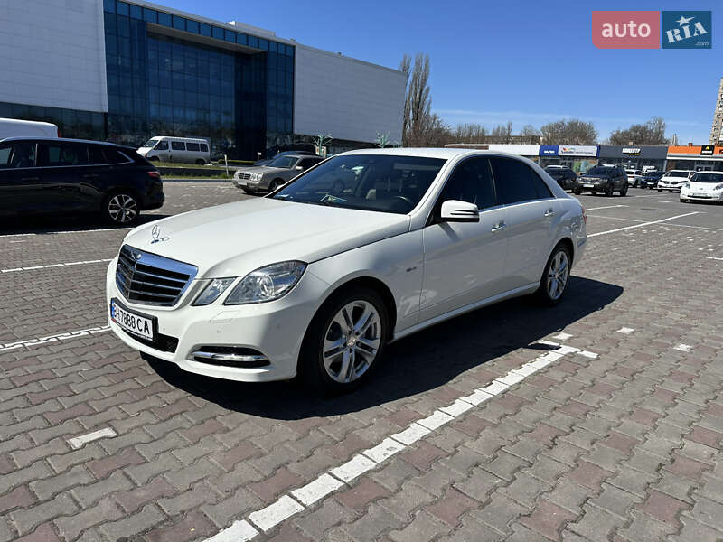 Mercedes-Benz E-Class 2012