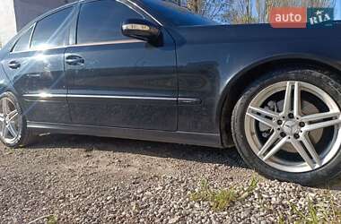 Седан Mercedes-Benz E-Class 2002 в 