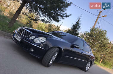 Седан Mercedes-Benz E-Class 2002 в 
