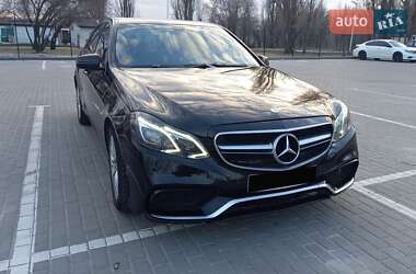 Седан Mercedes-Benz E-Class 2011 в 