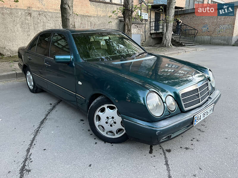 Mercedes-Benz E-Class 1998