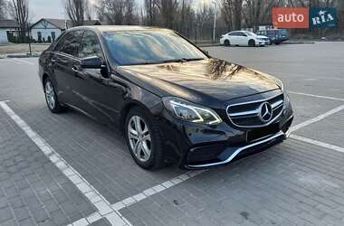 Седан Mercedes-Benz E-Class 2011 в 