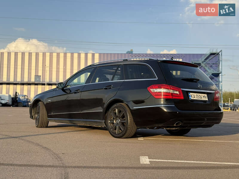 Универсал Mercedes-Benz E-Class 2011 в Ровно