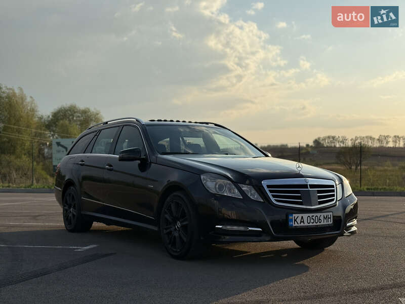 Универсал Mercedes-Benz E-Class 2011 в Ровно