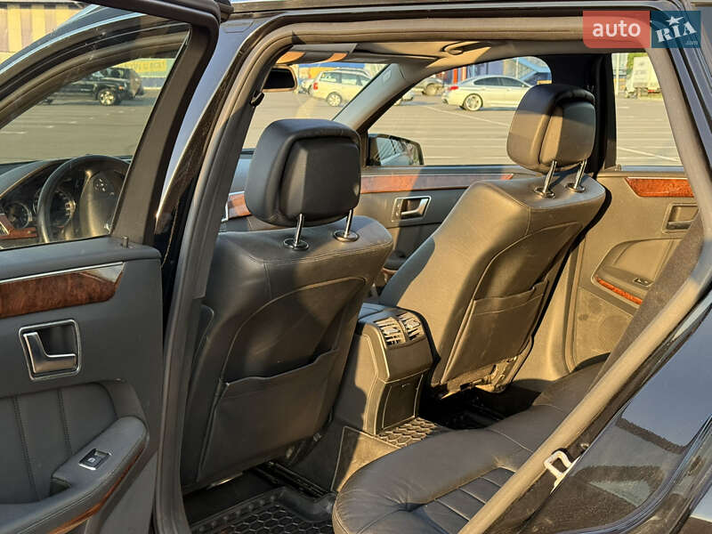 Универсал Mercedes-Benz E-Class 2011 в Ровно
