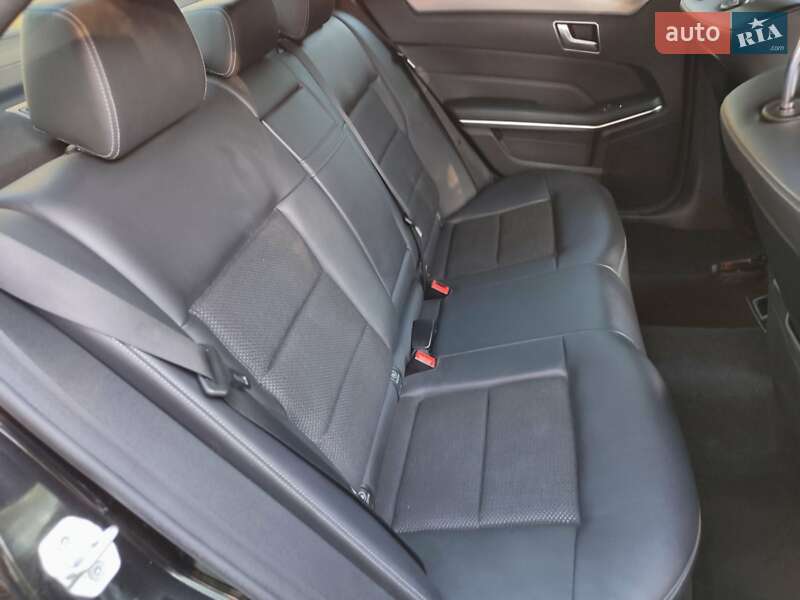 Седан Mercedes-Benz E-Class 2013 в Хмельницком
