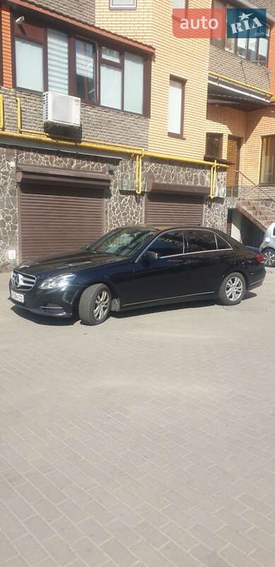 Седан Mercedes-Benz E-Class 2013 в Хмельницком