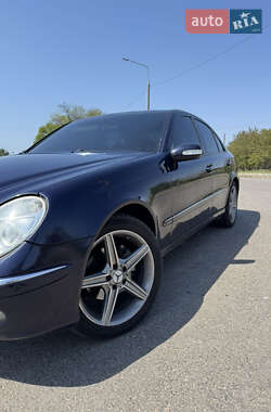 Седан Mercedes-Benz E-Class 2005 в 