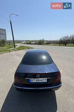 Седан Mercedes-Benz E-Class 2005 в 
