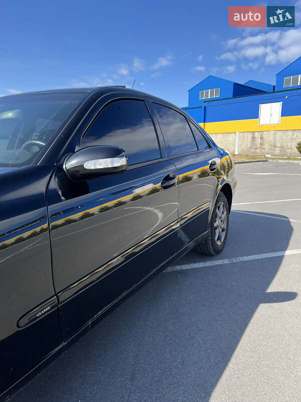 Седан Mercedes-Benz E-Class 2002 в Хмельнике фото 34 Седан Mercedes-Benz E-Class 2002 в Хмельнике