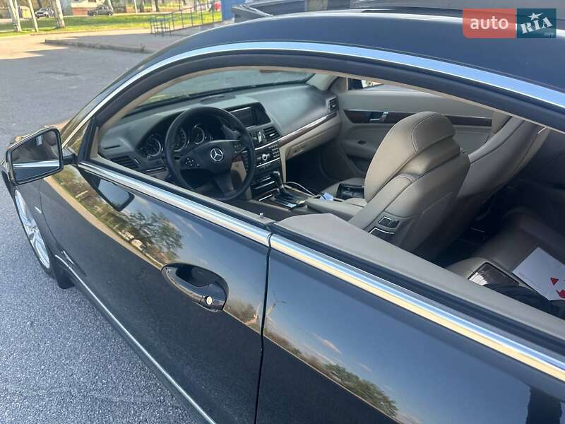 Купе Mercedes-Benz E-Class 2010 в Запоріжжі