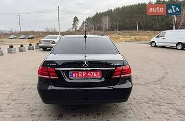 Седан Mercedes-Benz E-Class 2014 в 