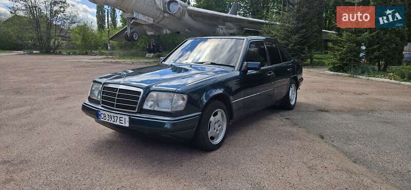Mercedes-Benz E-Class 1994