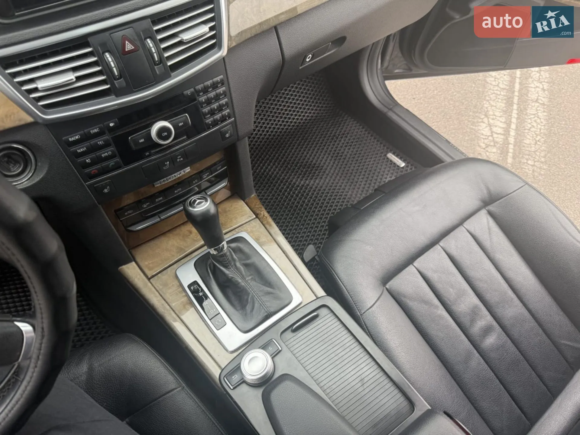 2010 Mercedes-Benz E-klasse - мініатюра 11
