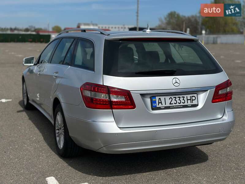 Універсал Mercedes-Benz E-Class 2011 в Києві