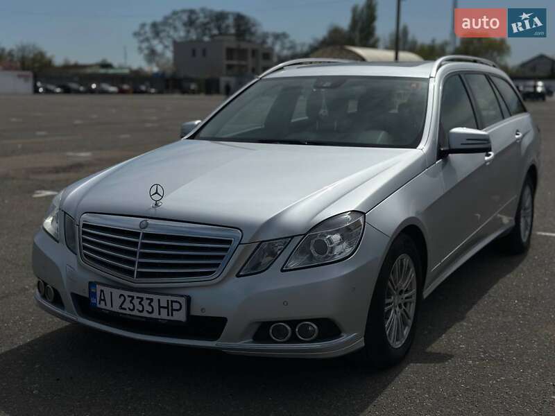 Універсал Mercedes-Benz E-Class 2011 в Києві