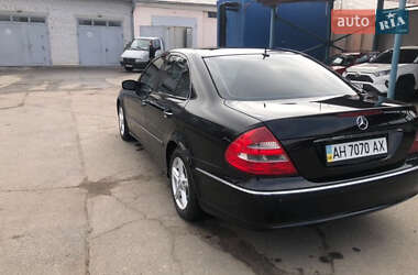 Седан Mercedes-Benz E-Class 2003 в 