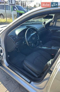 Седан Mercedes-Benz E-Class 2004 в 