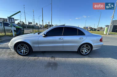 Седан Mercedes-Benz E-Class 2004 в 