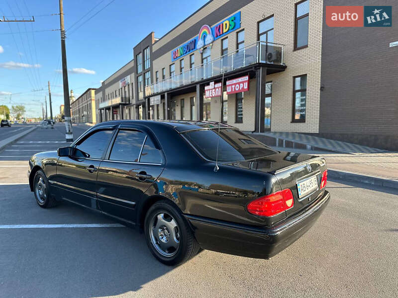 Седан Mercedes-Benz E-Class 1996 в Белой Церкви
