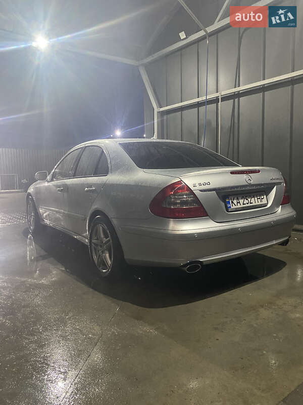 Седан Mercedes-Benz E-Class 2006 в Києві