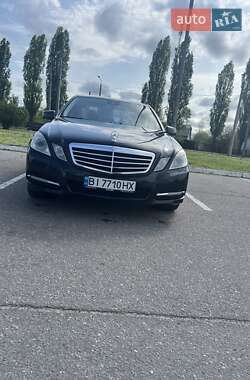 Седан Mercedes-Benz E-Class 2010 в Кременчуге