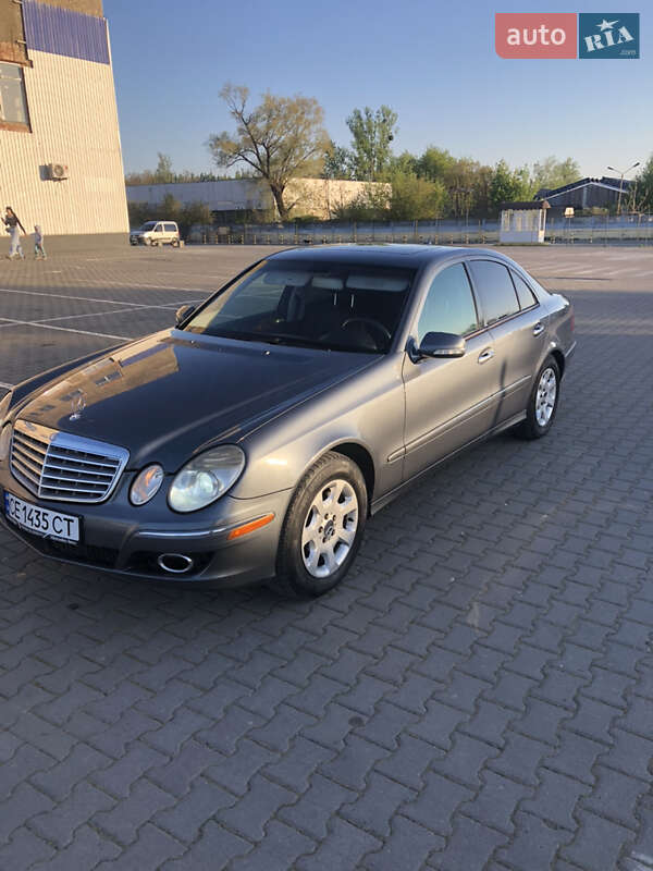 Седан Mercedes-Benz E-Class 2006 в Чернівцях