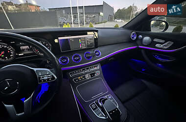 Купе Mercedes-Benz E-Class 2018 в 