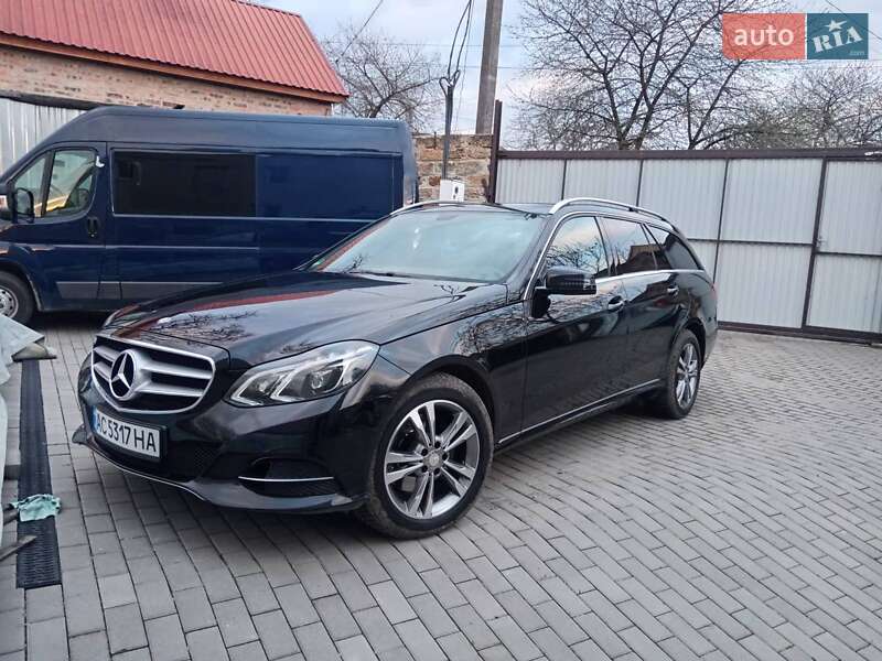 Універсал Mercedes-Benz E-Class 2015 в Луцьку