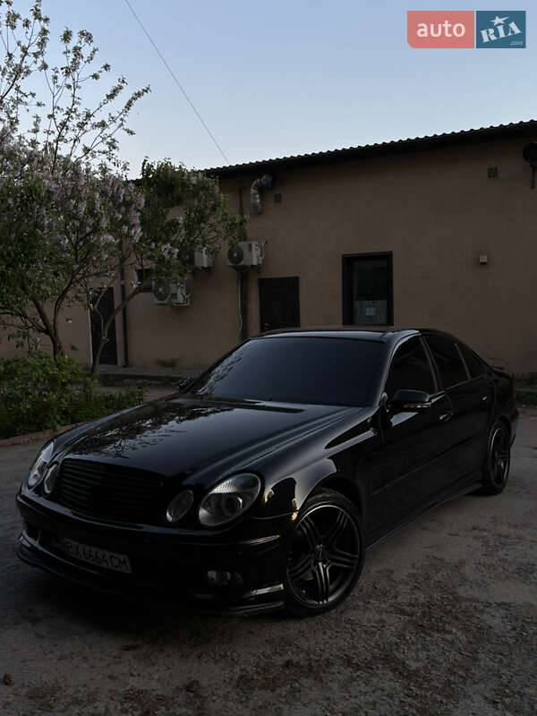Mercedes-Benz E-Class 2004