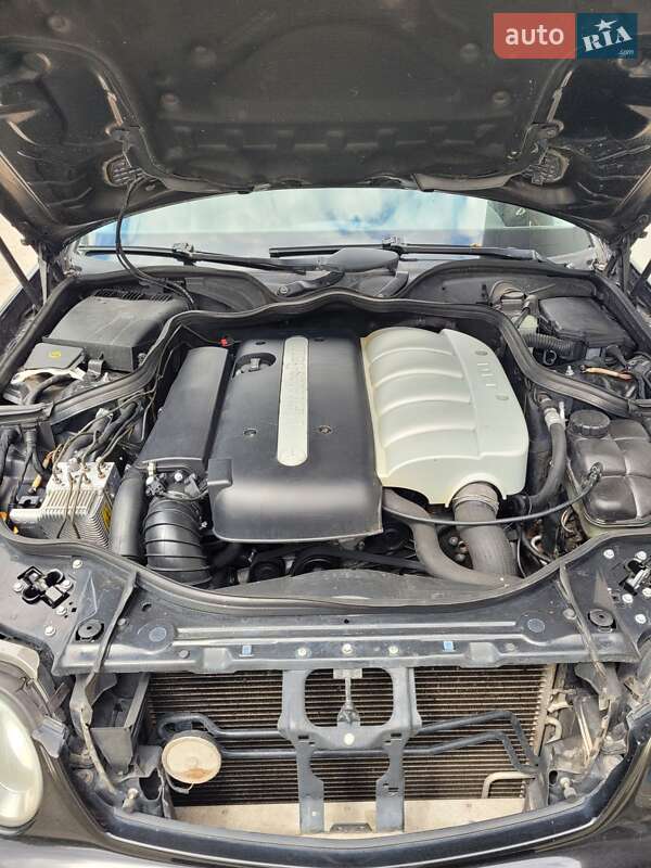 Седан Mercedes-Benz E-Class 2003 в Борщеве