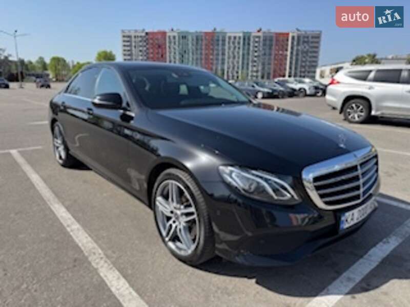 Седан Mercedes-Benz E-Class 2019 в 