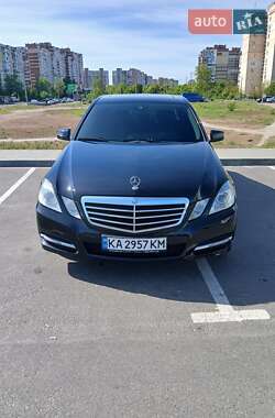 Седан Mercedes-Benz E-Class 2010 в 