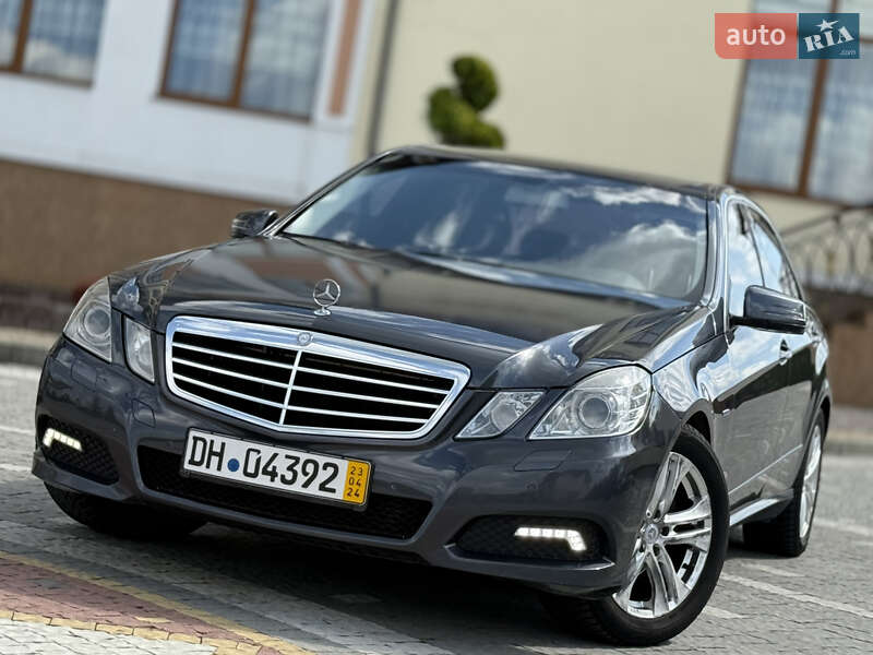 Mercedes-Benz E-Class 2009