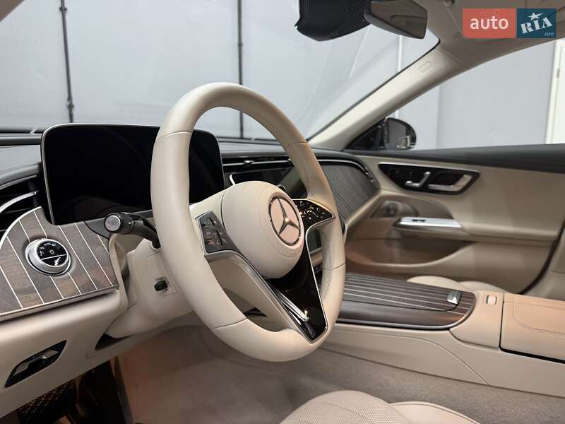 Седан Mercedes-Benz E-Class 2024 в Киеве