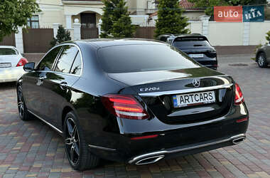 Седан Mercedes-Benz E-Class 2016 в 