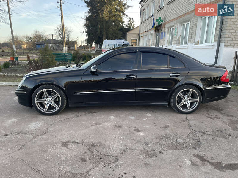 Седан Mercedes-Benz E-Class 2006 в Житомирі