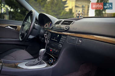 Седан Mercedes-Benz E-Class 2004 в 
