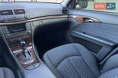 Седан Mercedes-Benz E-Class 2005 в 