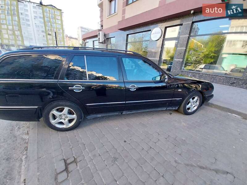 Mercedes-Benz E-Class 1997