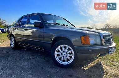 Седан Mercedes-Benz E-Class 1997 в 