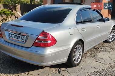 Седан Mercedes-Benz E-Class 2003 в 